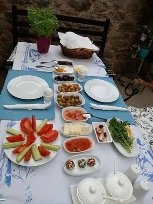Aristonicus Boutique Hotel - Yerinde Yemek