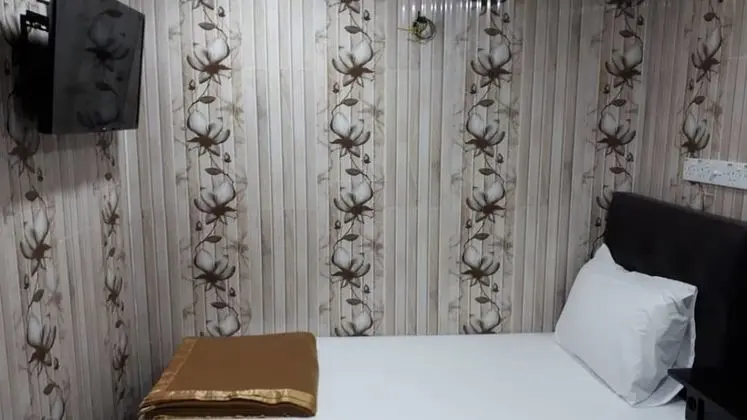 Ark Malawti Hotel - Oda