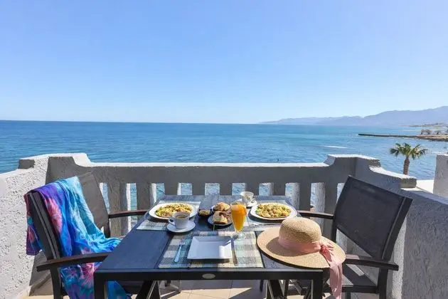 Arlen Beach Hotel - Dış Mekan