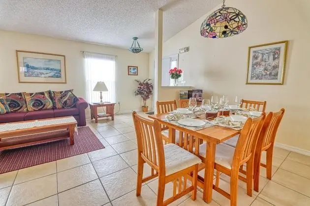 Arler House - Amazing 4 Bed 3 Bath - Private Pool - Oda Düzeni