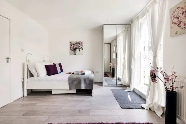 The Armadale Road Residence I