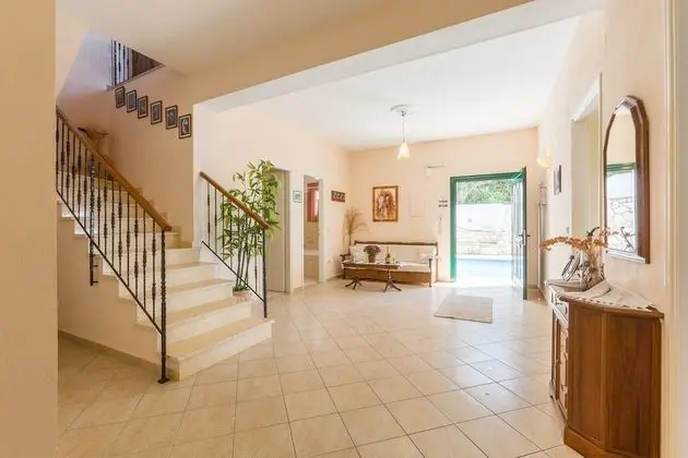 Villa Armandos Large Private Pool Walk to Beach Sea Views A C Wifi - 2452 - İç Mekan