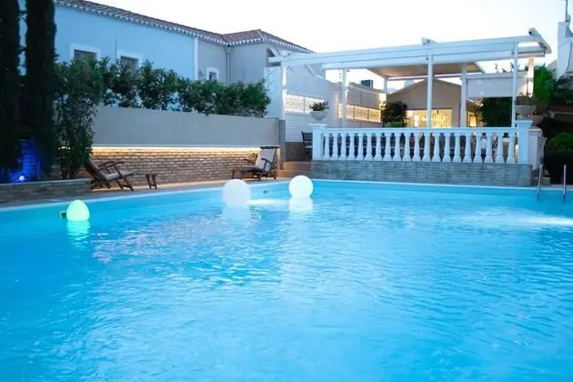 Armata Boutique Hotel - Havuz