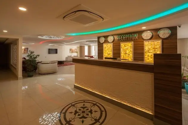 Armin Hotel - Lobi