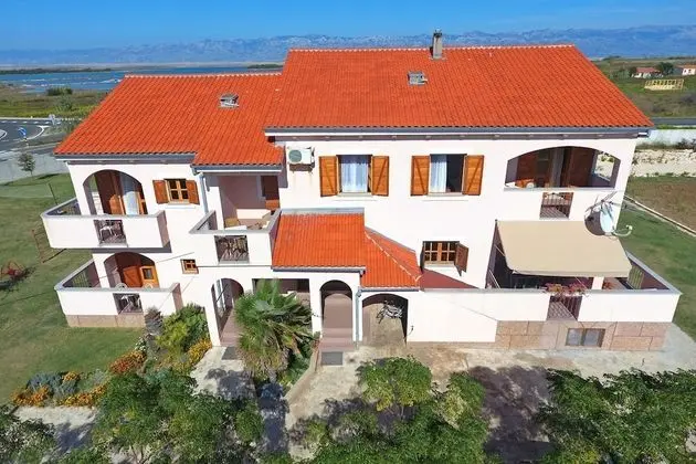 Armitage - Family Friendly - A3 - Dış Mekan