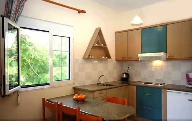 Armonia Apartments & Studios - Mutfak