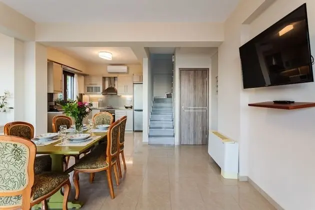 Villa Armonia - Beachfront Majestic Retreat - İç Mekan