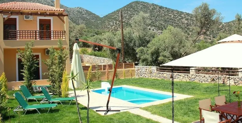 Armonia Uphoria Villa