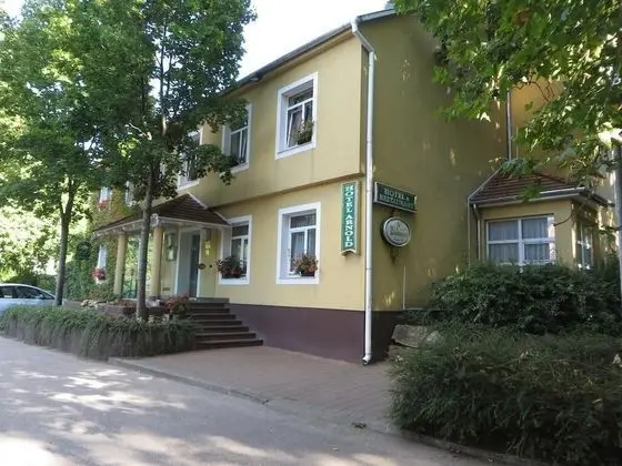 Hotel Arnold - 1