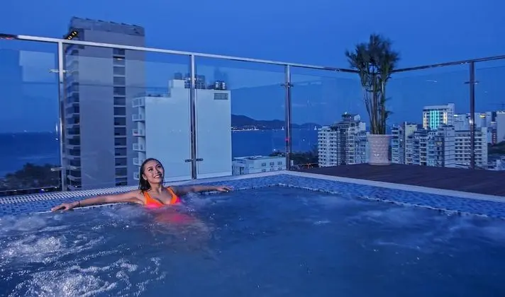 Aroma Nha Trang Boutique Hotel - Havuz