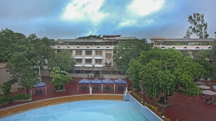 Aron Resort Lonavala