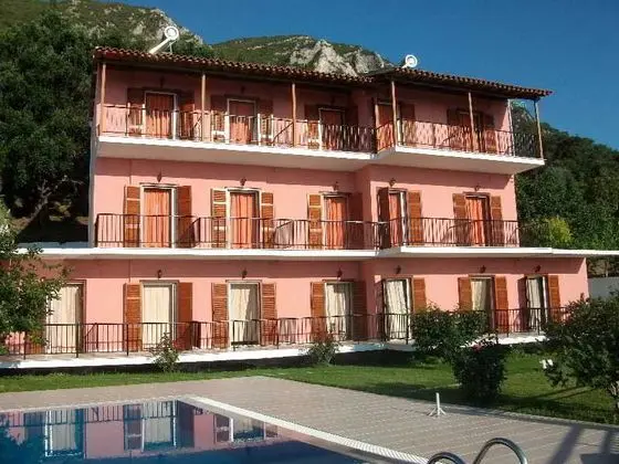 Aronis Apartments - Genel