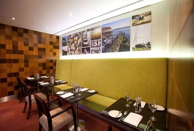 Arora Hotel Gatwick - Yerinde Yemek
