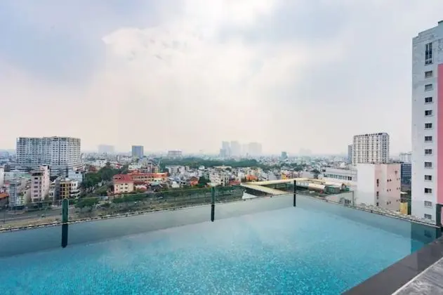 The Arrivals Hotel - Best Pool-Chill Sky