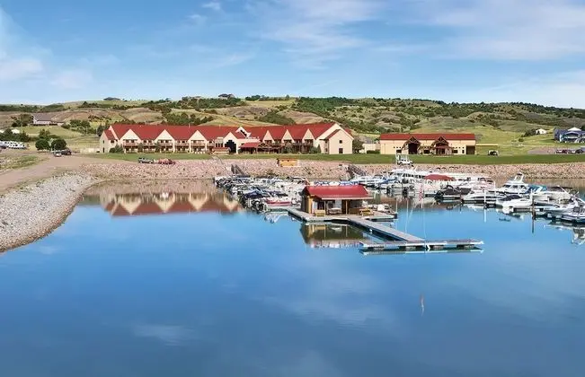 Arrowwood Resort at Cedar Shore