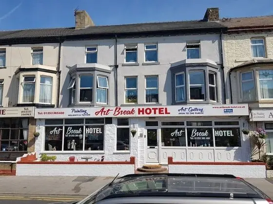 ART BREAK HOTEL