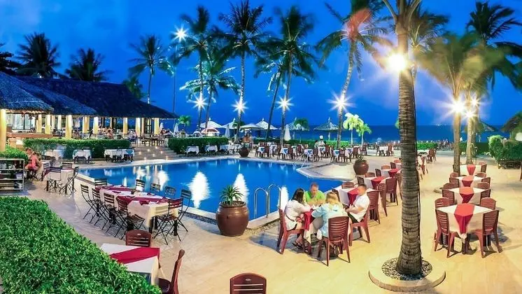 Art Deluxe Hotel