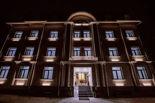 Art Deluxe Hotel