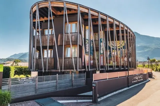 Art & Design Hotel Napura