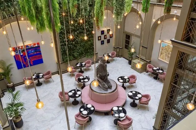 Art Gallery Hotel - Yerinde Yemek
