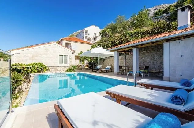 Villa Art Gallery - Six Bedroom Villa with Terrace and Swimming Pool - Havuz