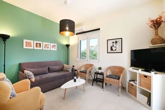 Art Garden house - 500m from the Beach - Oda Düzeni