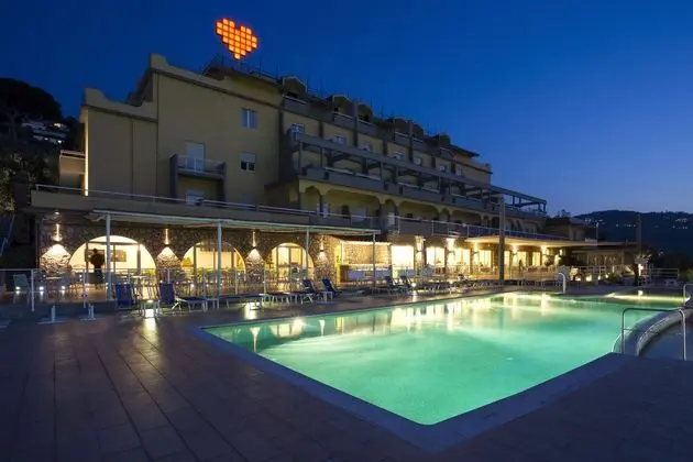 Art Hotel Gran Paradiso - Havuz