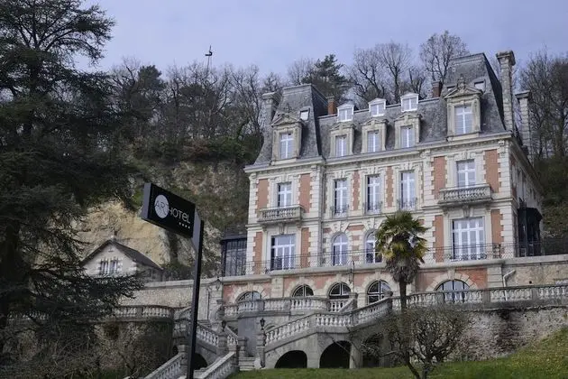 Art Hôtel Rochecorbon - Dış Mekan