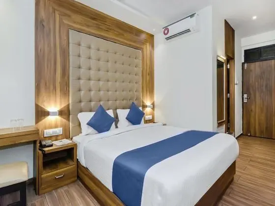 Art Mumbai Airport Hotel