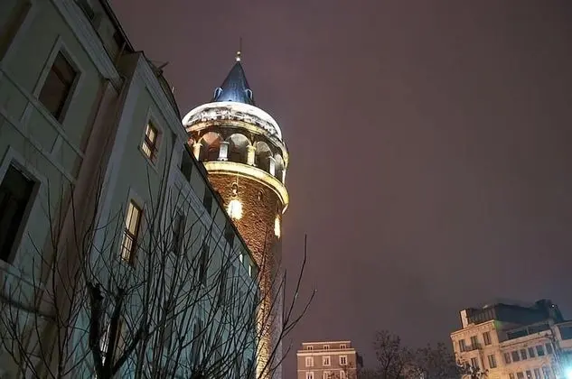 Art Nouveau Galata