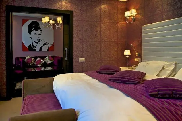 Art Palace Suites & Spa