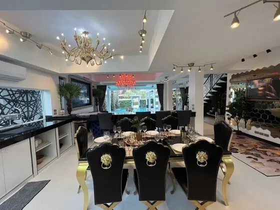 Art Pool Villa - Yerinde Yemek