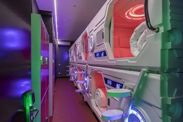 Art Seven Hostel Capsules - Oda