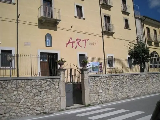 Art Hotel - Dış Mekan