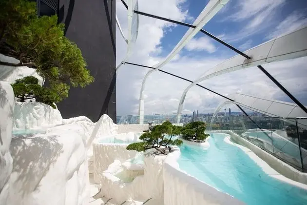 Arte Mont Kiara by PSM Luxury Suites - Havuz