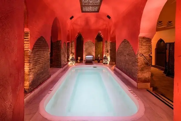 Arteaga Hostal & Baños Árabes Elvira - Spa