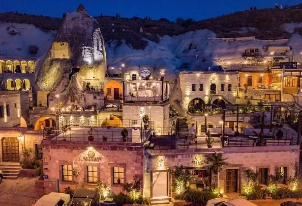 Artemis Cave Suites - Adults Only