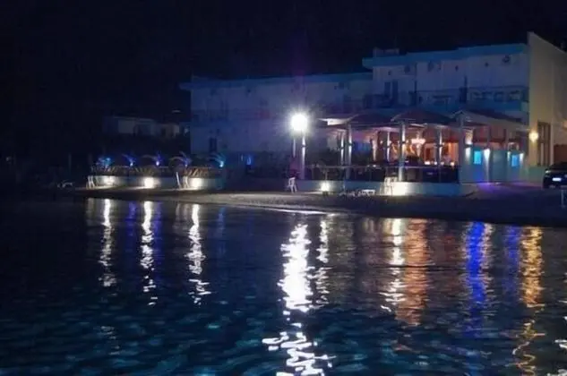 Artemis Hotel - Dış Mekan
