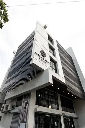 ARTEMIS PLACE MAKATI HOTEL - Dış Mekan