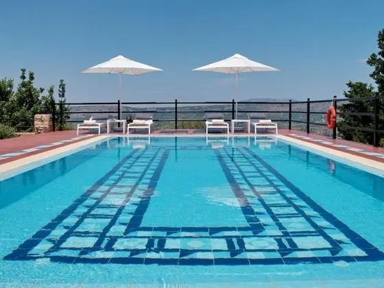 Villa-artemis Spacious Beautiful Family Villa
