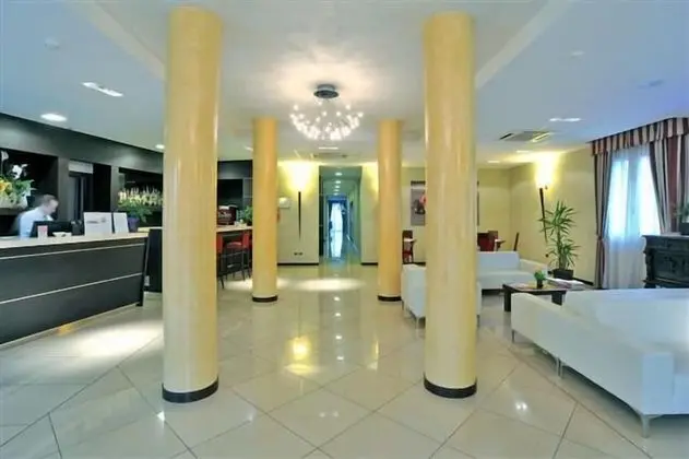 Hotel Arthur - Lobi