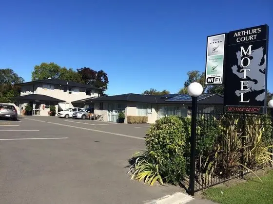 Arthur's Court Motor Lodge