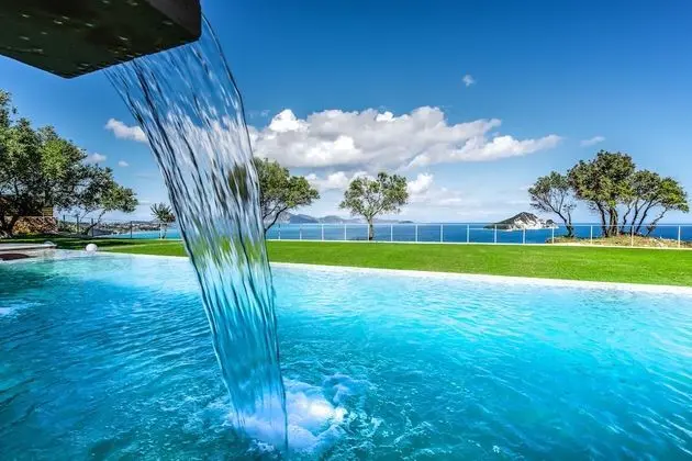 Artina Luxury Villa - Havuz