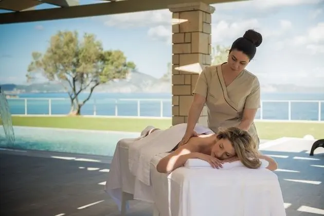 Artina Luxury Villa - Spa