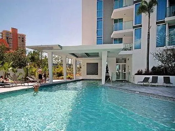 Artique Resort - Havuz