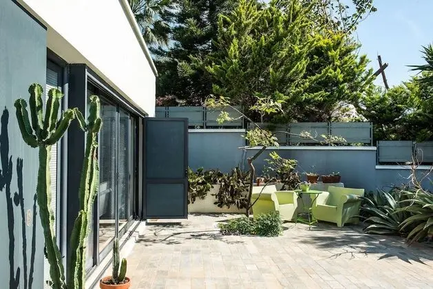 Artistic Private Pool Villa with Gorgeous Gardens - Dış Mekan