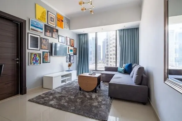 Artistically Decorated 1BR Apartment In Marina - İç Mekan