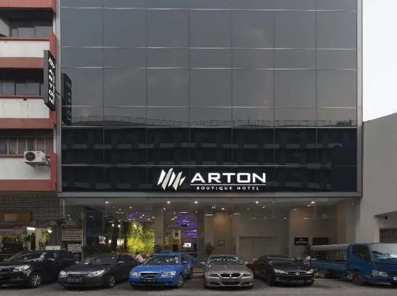 Arton Hotel