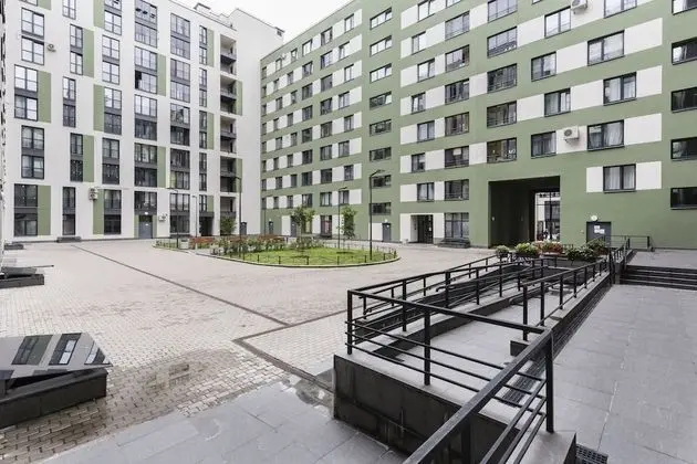 Artsy Apartment near Nevsky