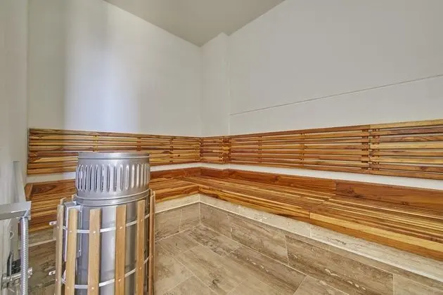 Artsy Oceanview Condo W Incredible Rooftop Pool - Havuz
